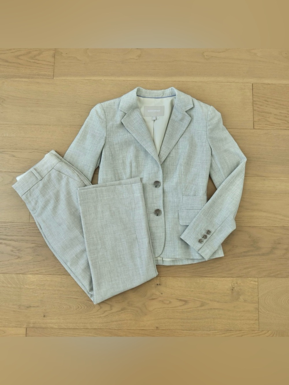 Banana Republic Light Gray Women's Suit Jacket & Pants - Picture 1 of 7